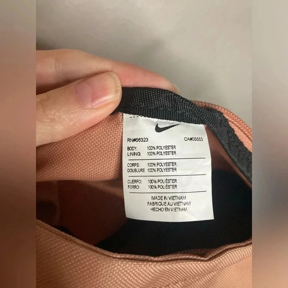 Nike Peach Colored Belt Bag Waistpack - Picture 5 of 7